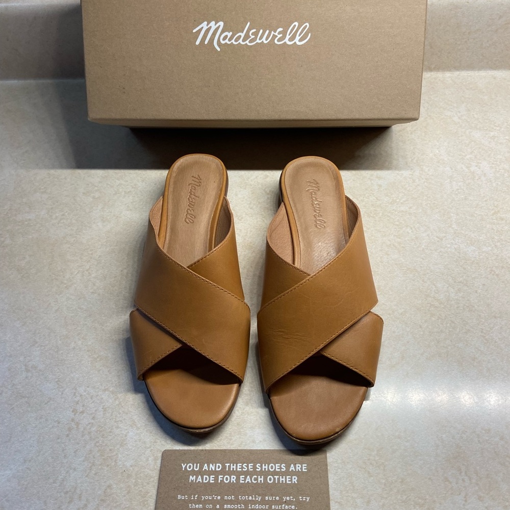 Madewell Crisscross Leather Sandals, (size 8) Style L2361, Tan